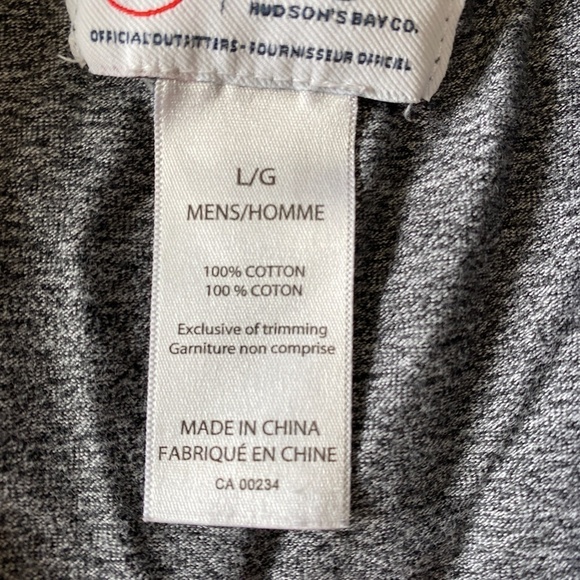 Hudson's Bay Co. Men's Great Canadian Outdoor Hockey Team‎ T-shirt Large - Picture 8 of 12